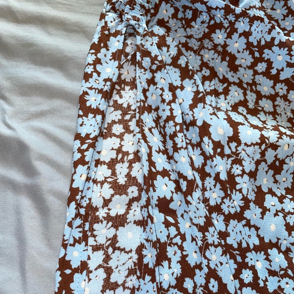 Zara long skirt brown and blue flowers pattern - Picture 3 of 5